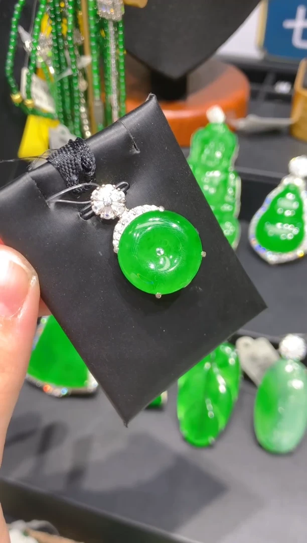 翡翠银S925镶嵌颈饰29一季