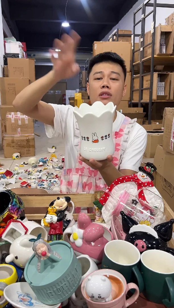 瓷片原盒米菲兔花盆