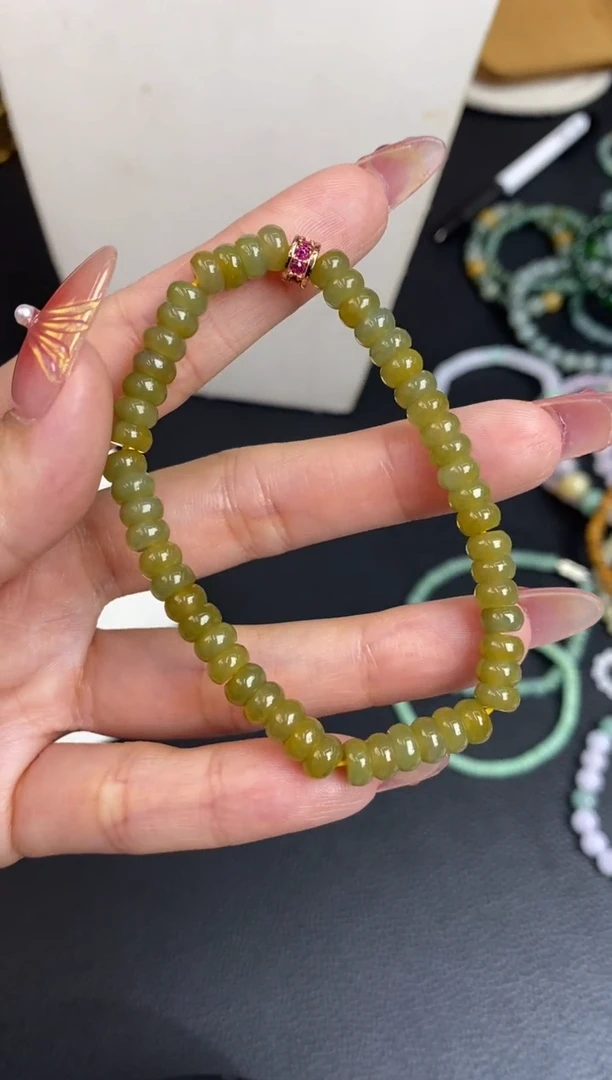 未镶嵌定制翡翠翡翠毛货~