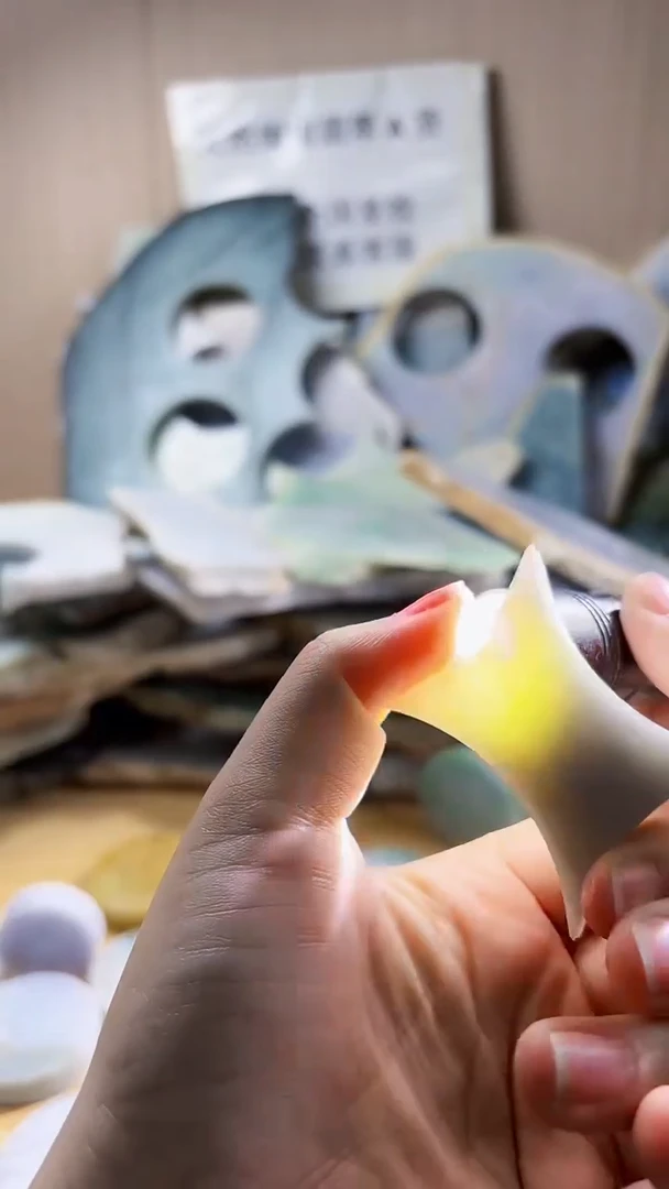 翡翠未镶嵌颈饰翡翠A货 姜谭276