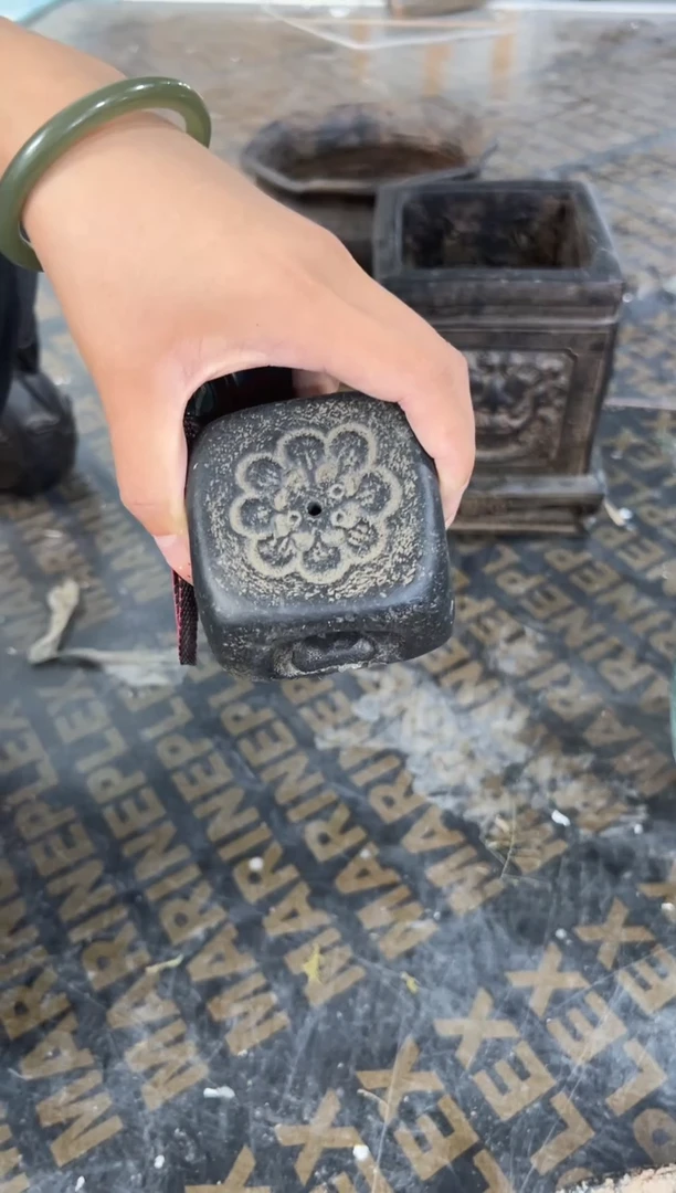 陶土【火山泥】四面佛香插