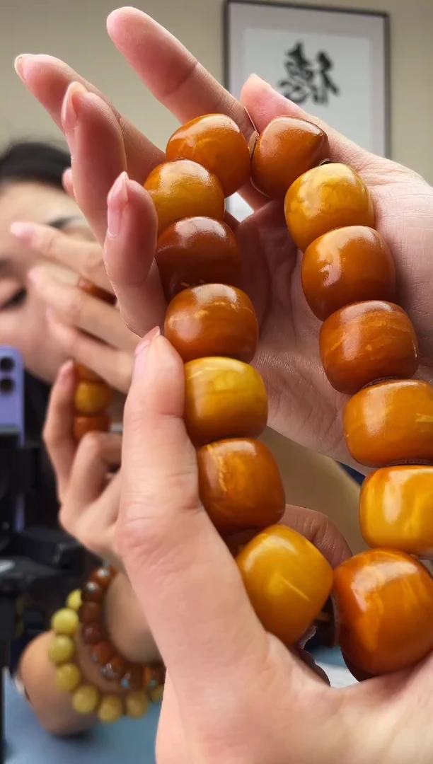 琥珀未镶嵌珠宝奇石T082 21假一罚十，多样性发一件