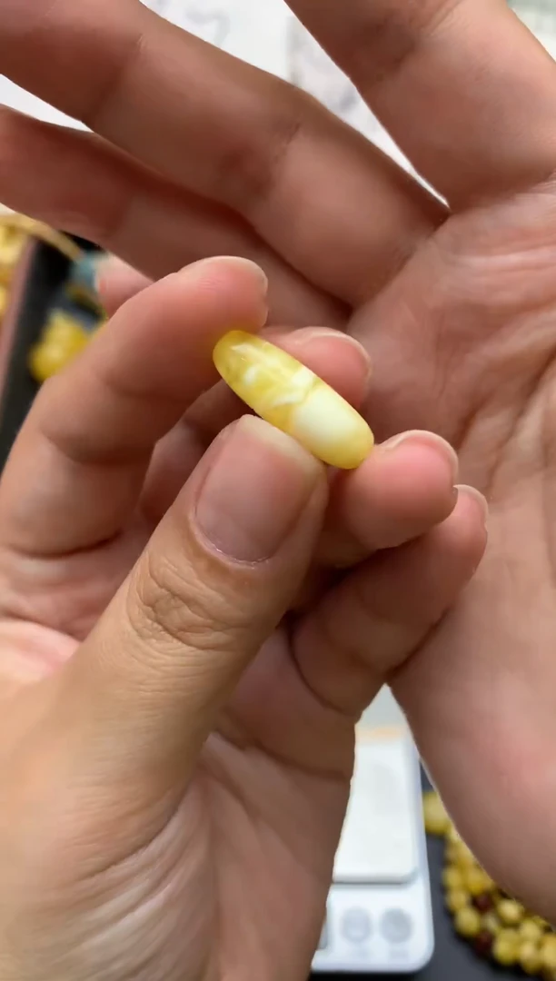 【闪购商品】蜜蜡珠宝奇石未镶嵌036琥珀蜜蜡