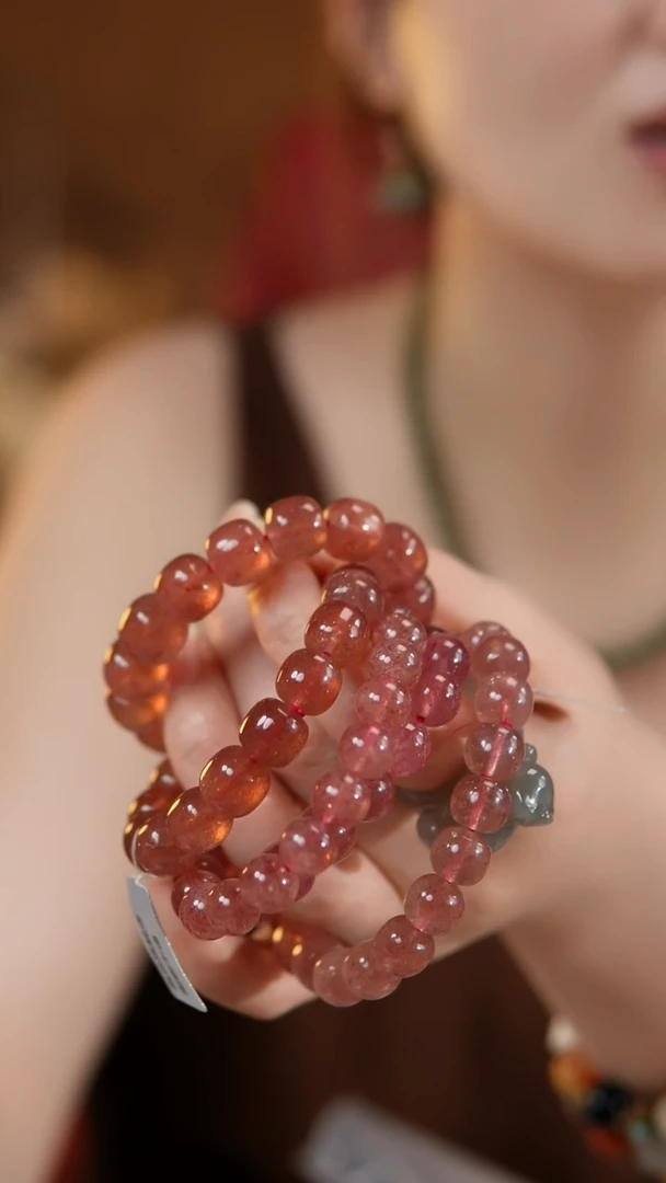 水晶手链未镶嵌草莓晶单圈手串