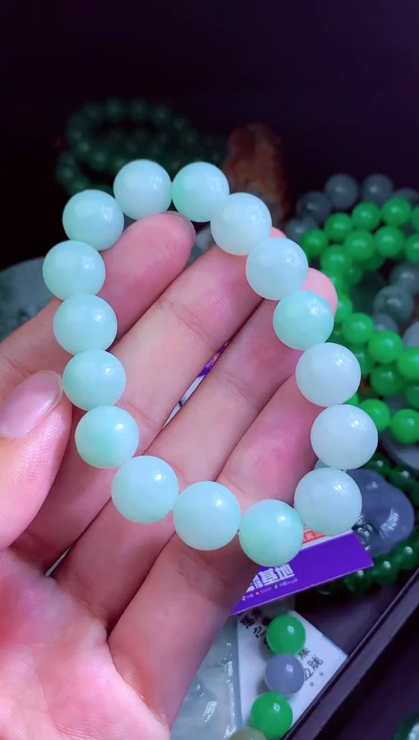 未镶嵌定制翡翠翡翠毛货定制多样性发货