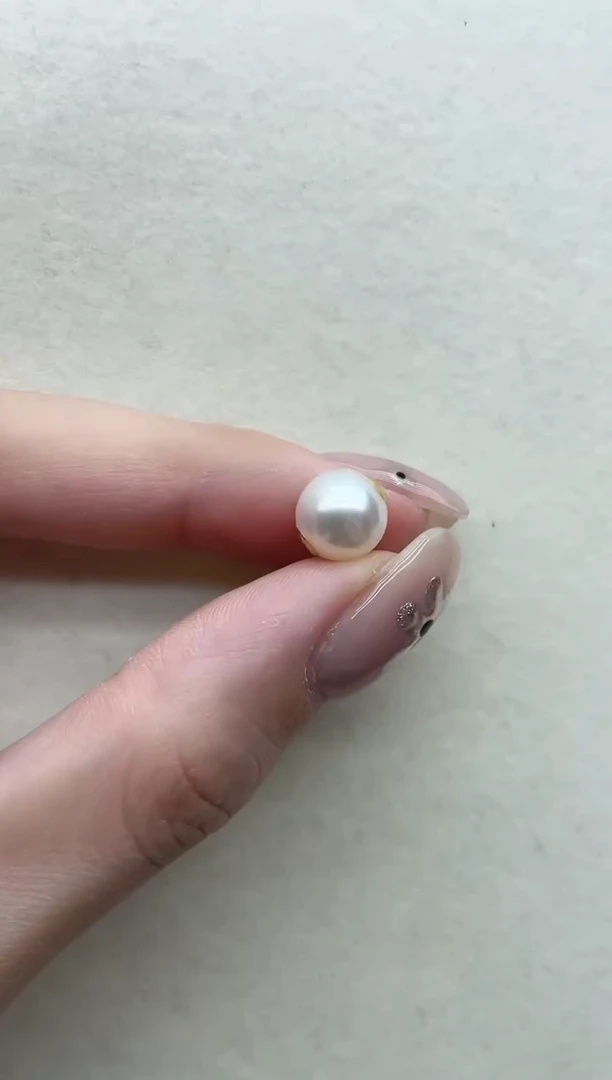 18K金镶嵌海水珍珠吊坠31