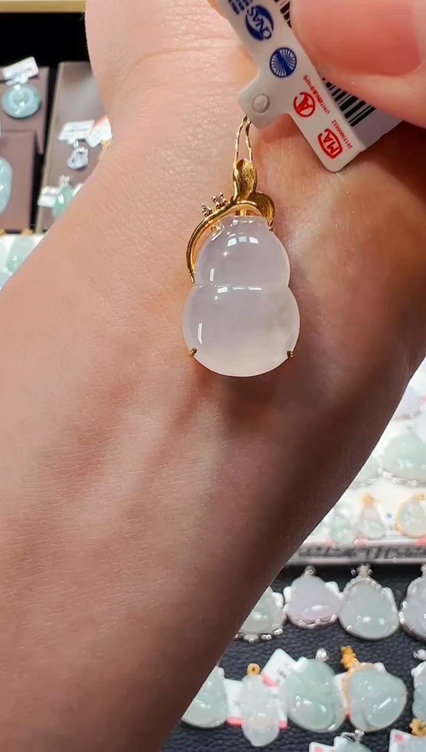 【闪购商品】翡翠吊坠(不含链)18K金镶嵌葫芦吊坠118