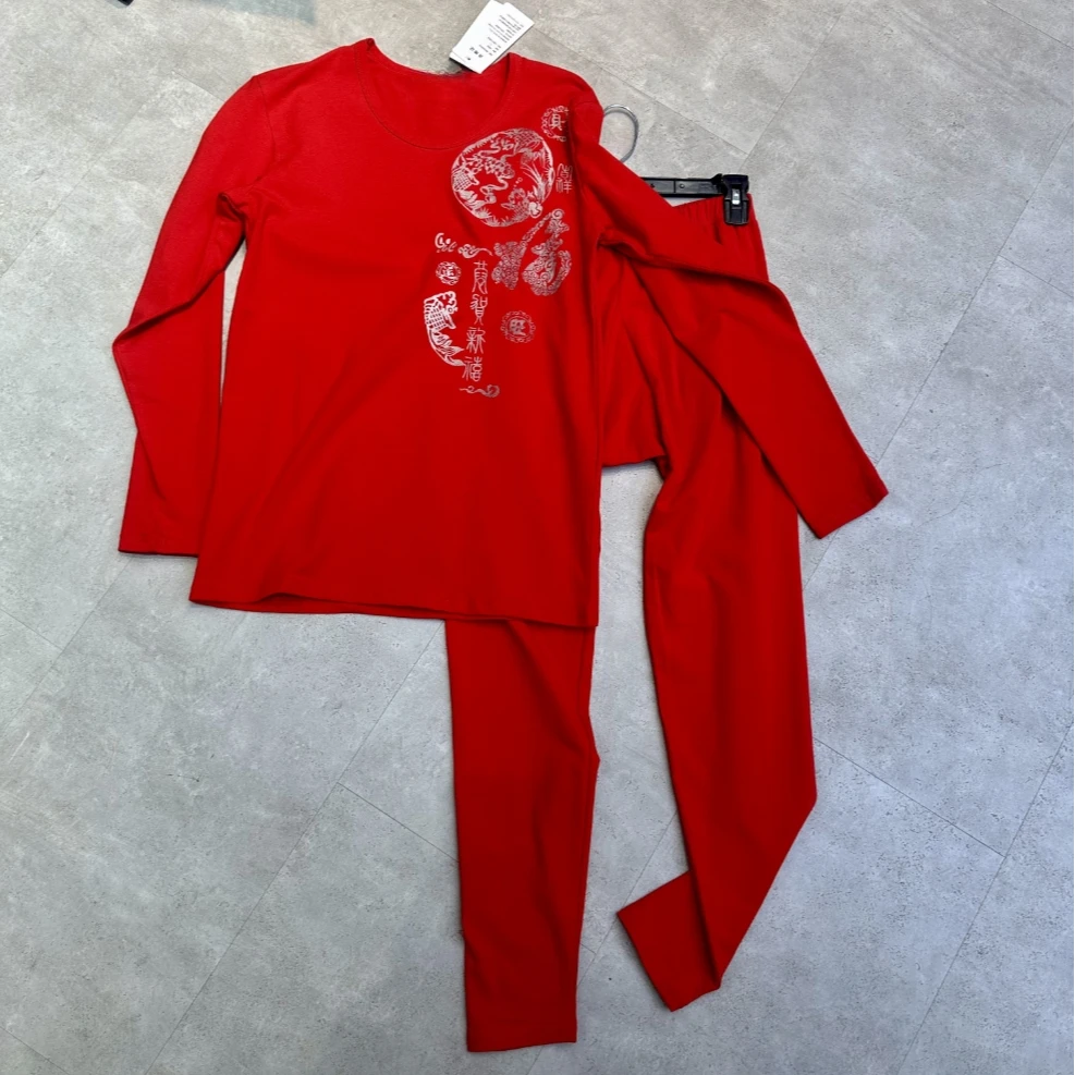 A206本店上新爆款中国红弹力情侣款保暖套装男女款舒适柔软通勤风