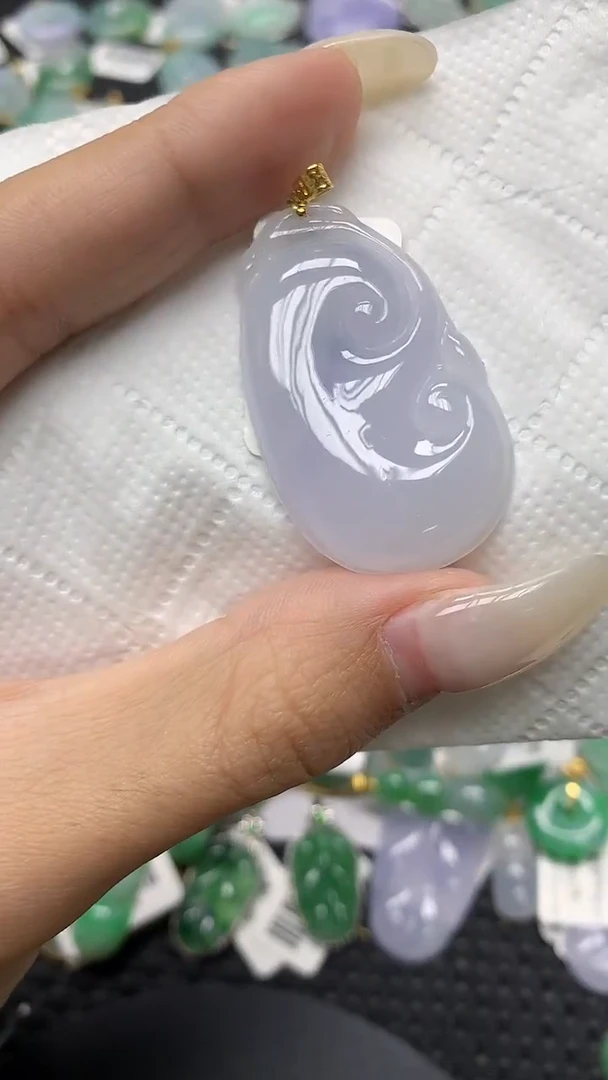 颈饰18K金镶嵌翡翠11111111111