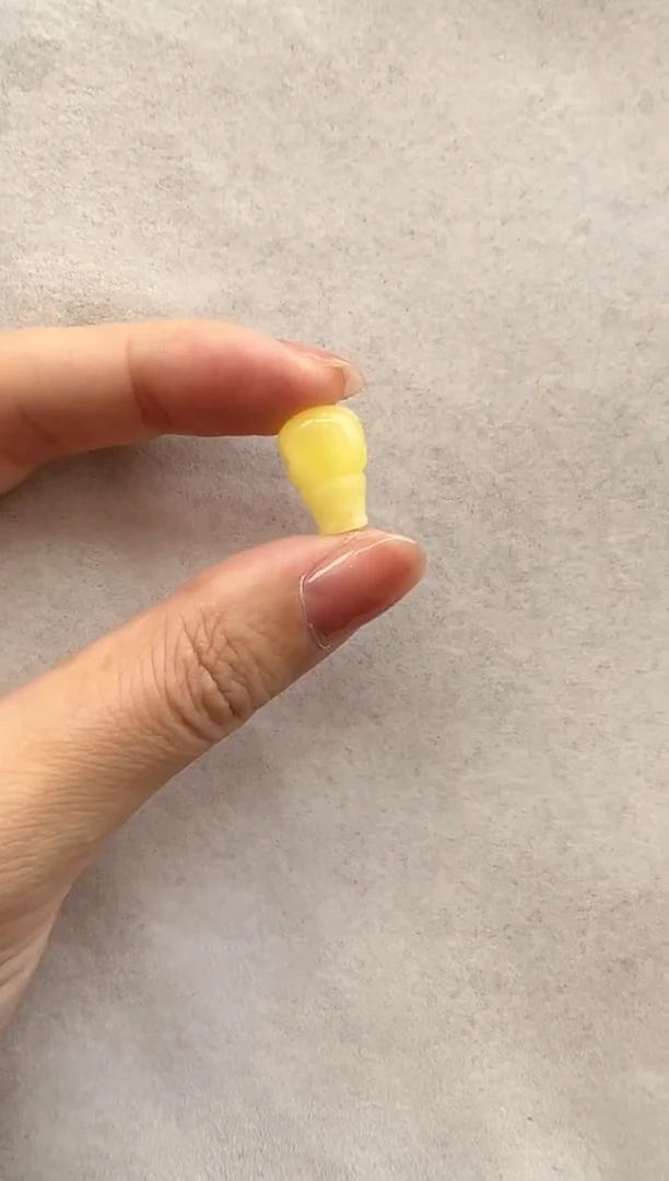 【闪购商品】琥珀裸石未镶嵌10202120-瑕疵三通