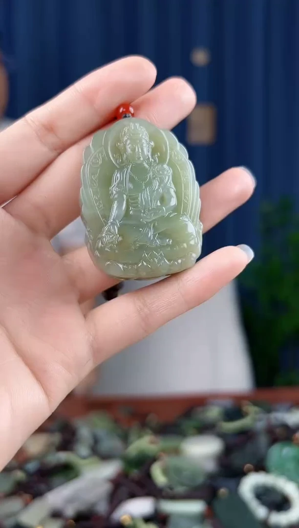 未镶嵌和田玉挂件拍一发一，多样性发货
