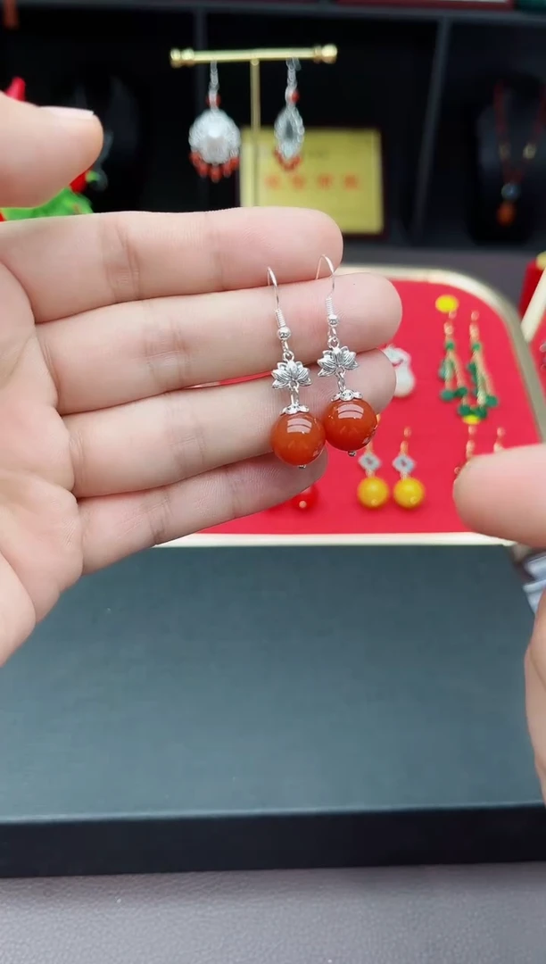 【闪购商品】南红玛瑙耳饰银S925镶嵌718000大