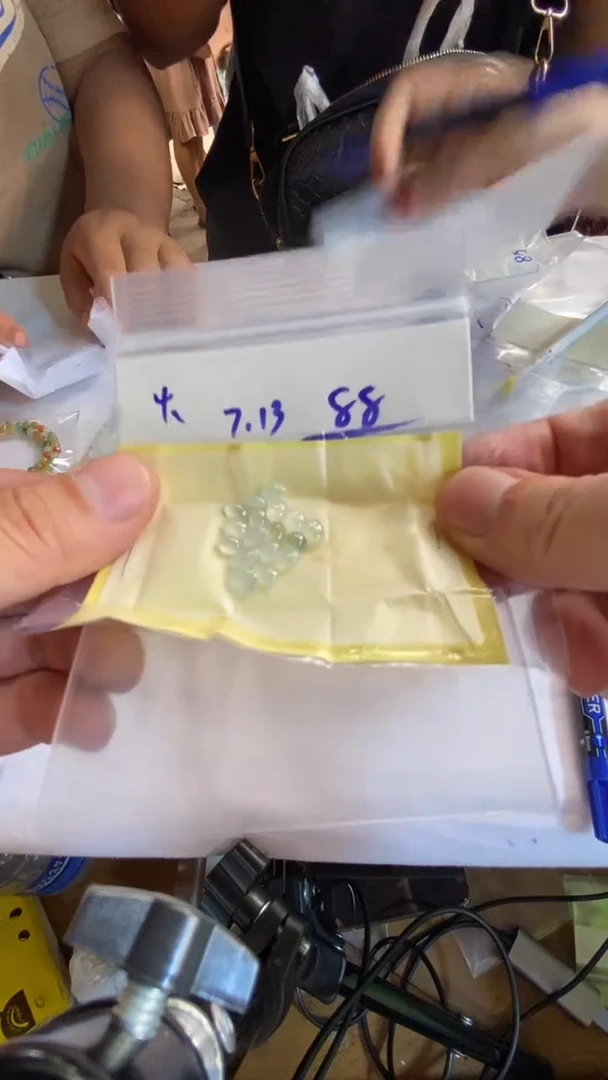 定制翡翠未镶嵌天然缅甸翡翠