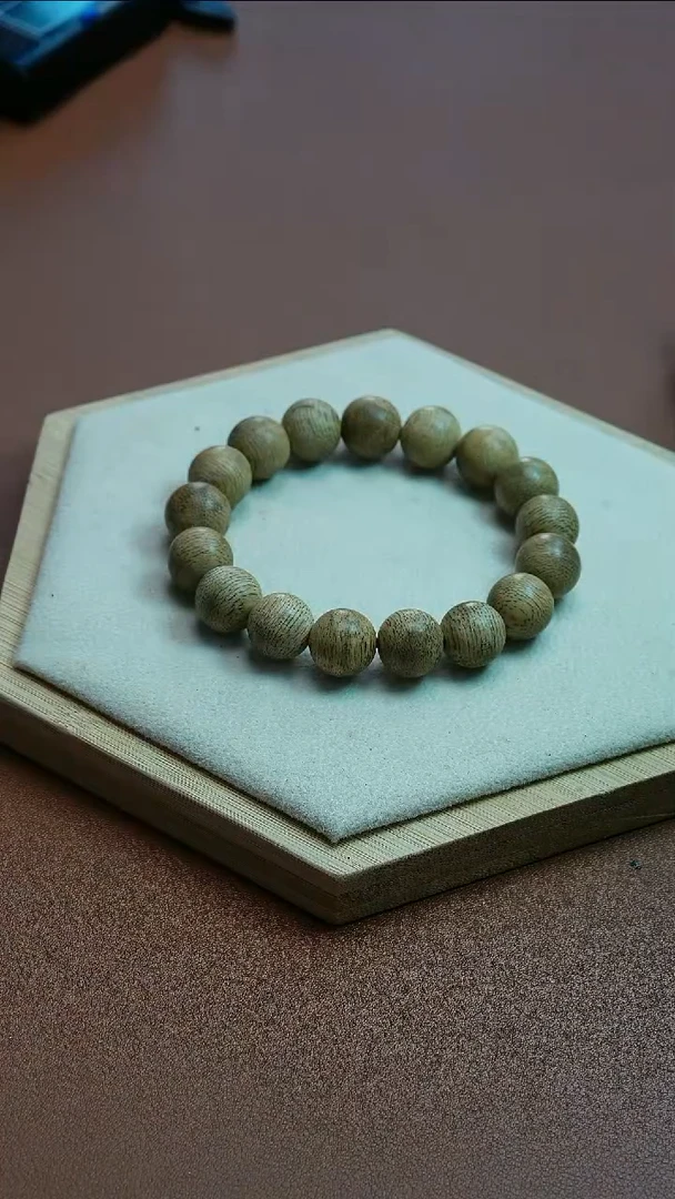 沉香手串柬埔寨1.3cm天然野生沉香