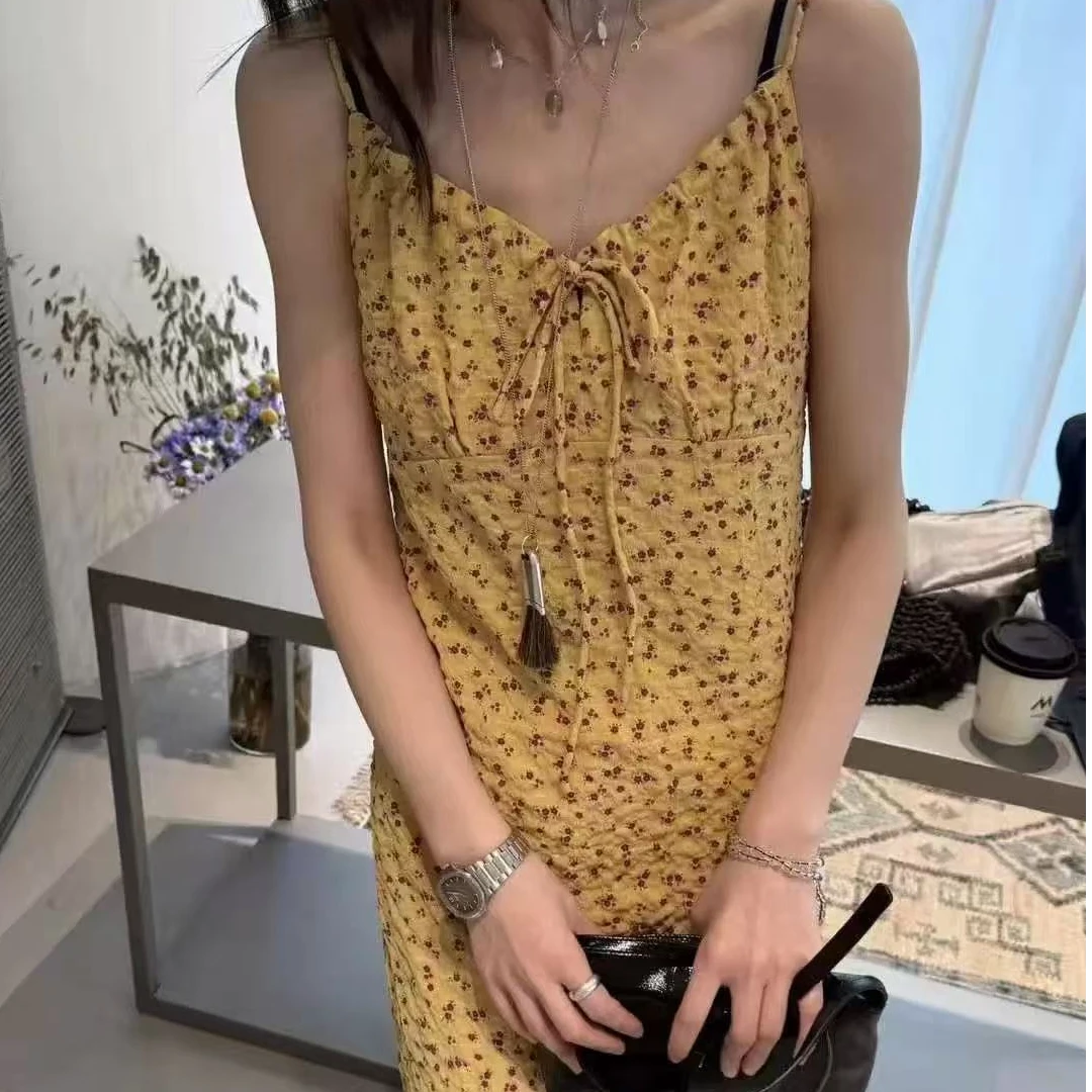 3122花野漫山~度假风碎花吊带裙