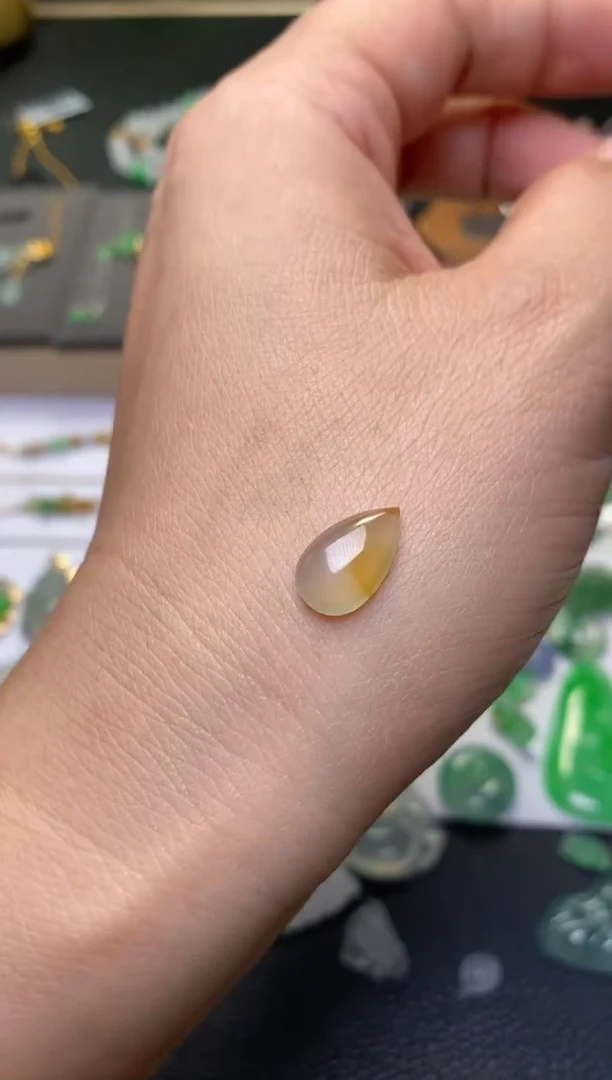 颈饰未镶嵌翡翠净货31586