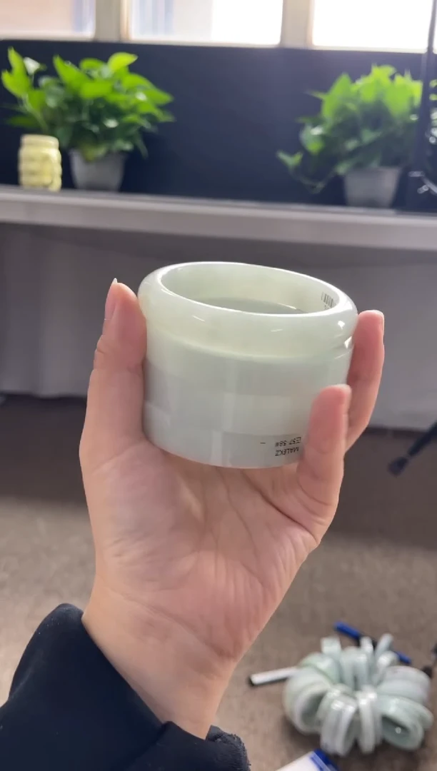 定制翡翠手镯未镶嵌天然缅料A货翡翠毛胚定制