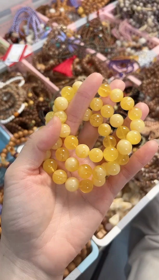 手串蜜蜡未镶嵌蜜蜡圆珠手串 多样性发其一