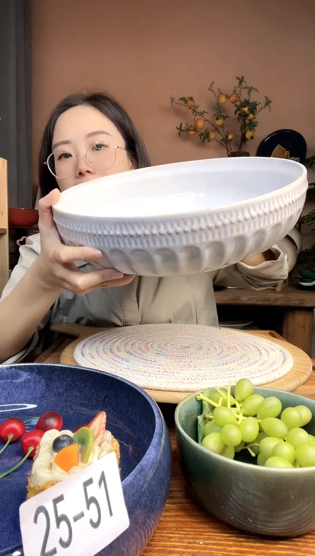 陶瓷12英寸立体浮雕工艺大汤盆 微瑕疵