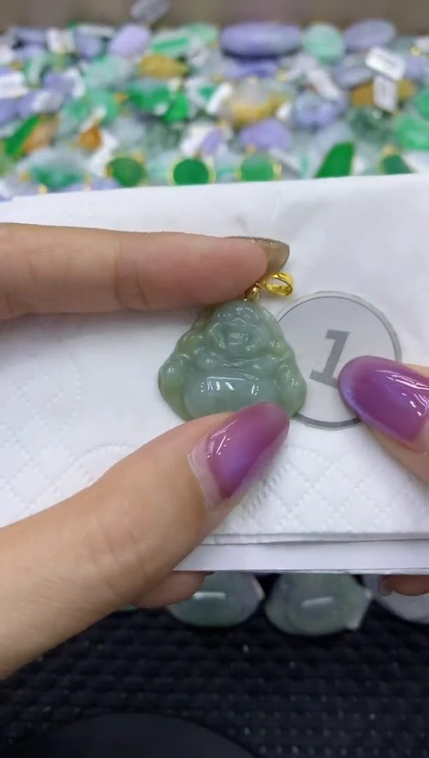 颈饰未镶嵌翡翠天然缅甸翡翠A货