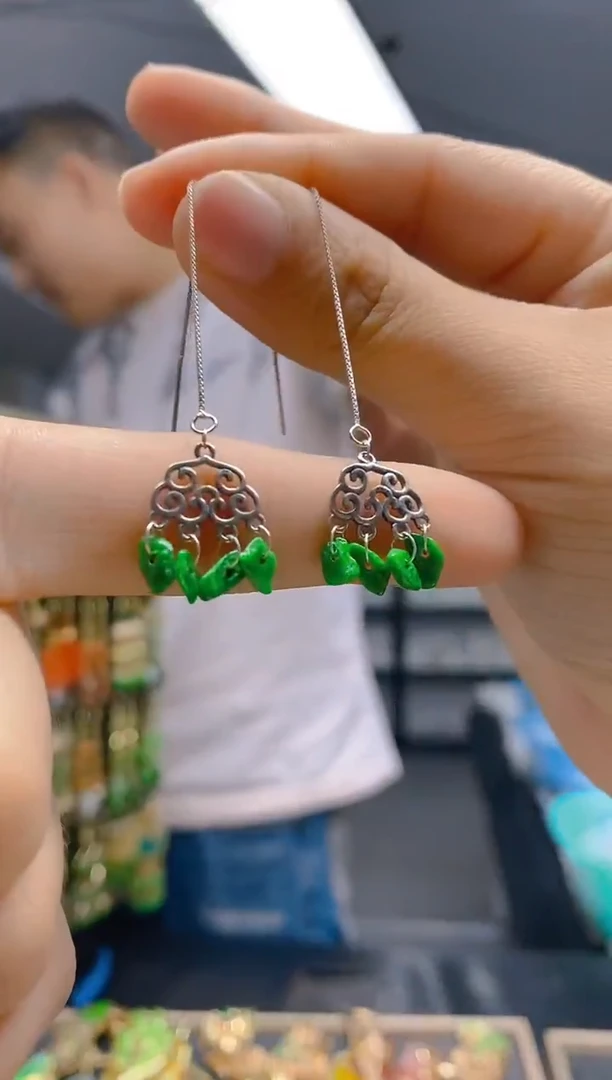 【闪购商品】翡翠耳饰银S925镶嵌59翡翠耳线