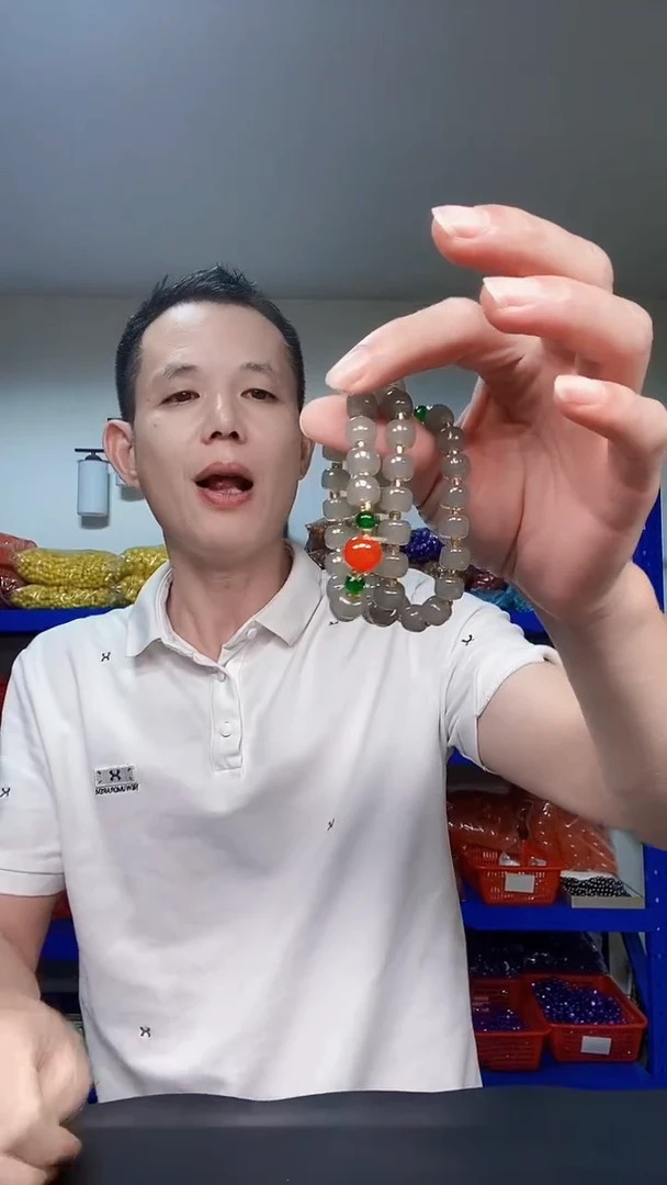 颈饰未镶嵌和田玉P038和田玉复古烟紫纯手工手串