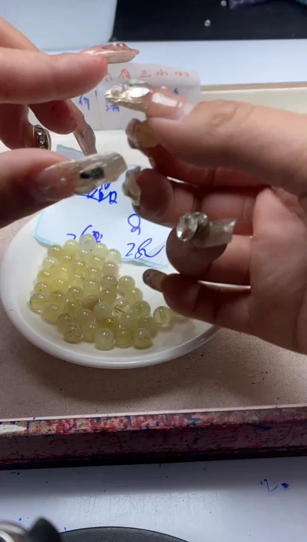 【闪购商品】水晶颈饰未镶嵌w2217金发晶8mm*25颗