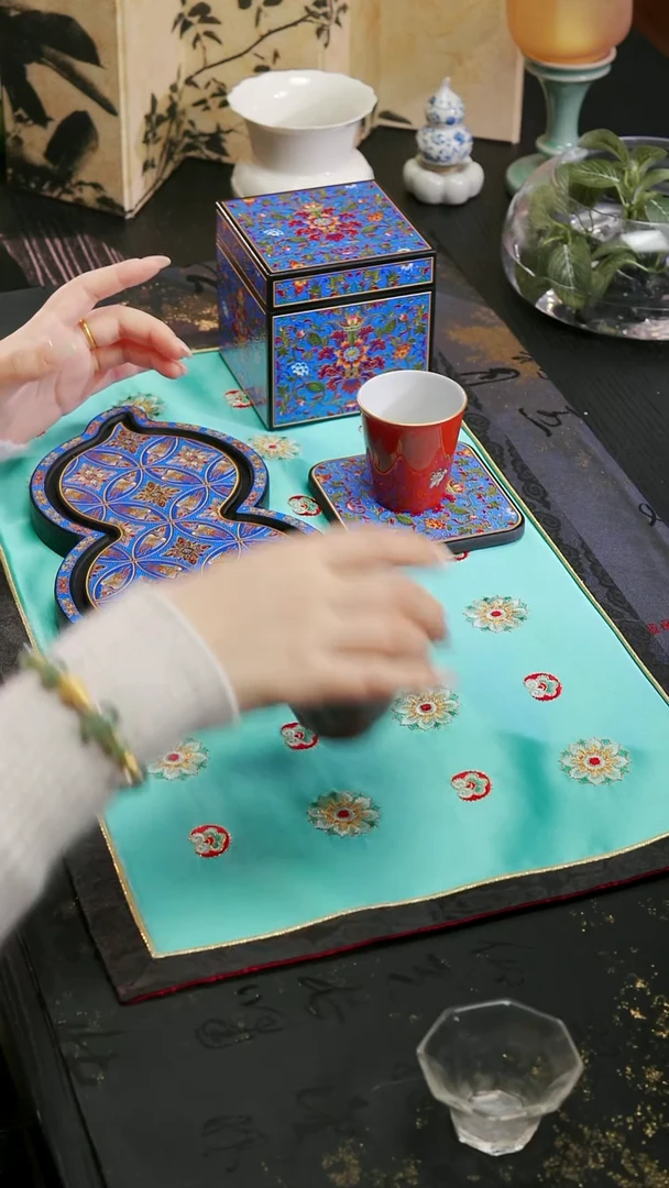 纳*虎壹藏贰宝宝蓝有凤来仪葫芦