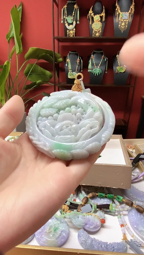 颈饰未镶嵌翡翠翡翠手镯套装