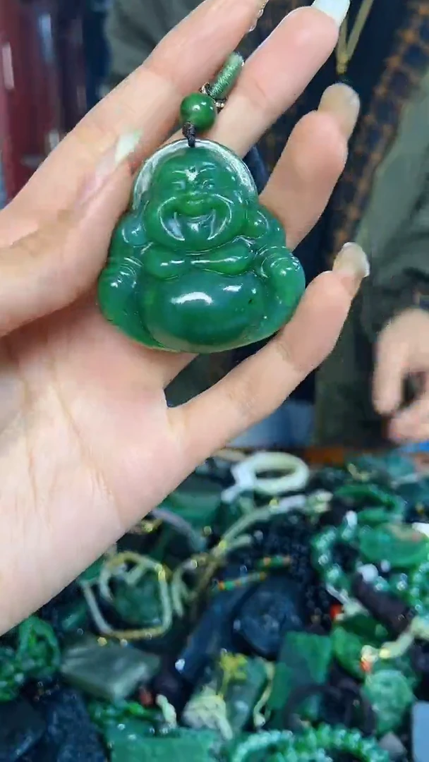 未镶嵌和田玉挂件1