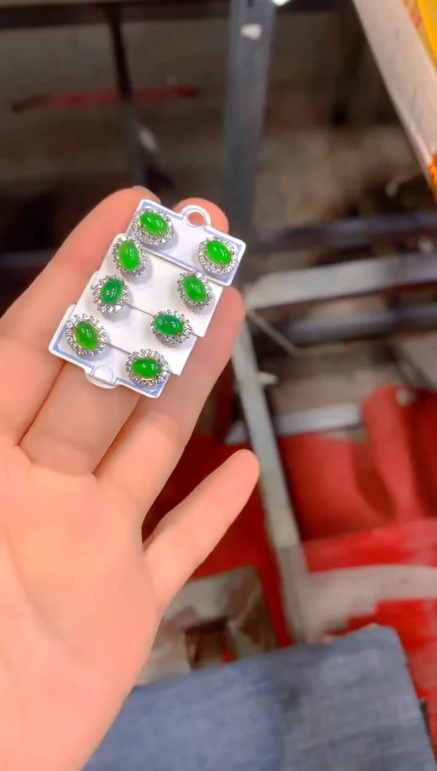 【闪购商品】定制翡翠未镶嵌4多样性发货（发其一）