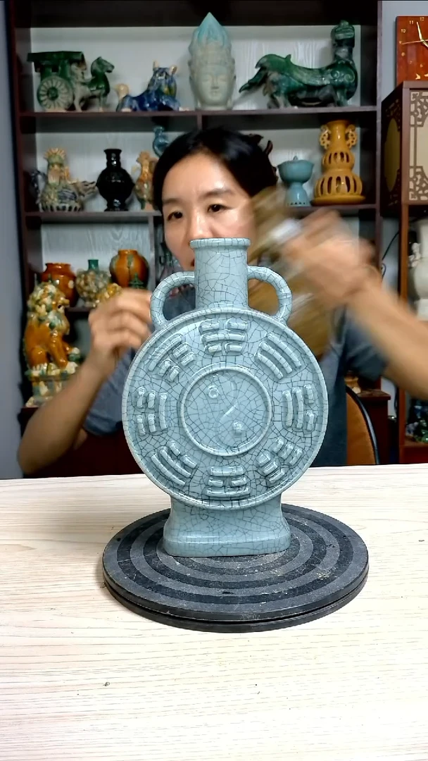 经典精美复古风格瓷器