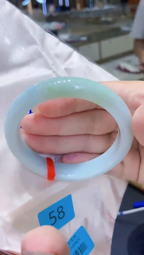 未镶嵌手镯翡翠翡翠手镯