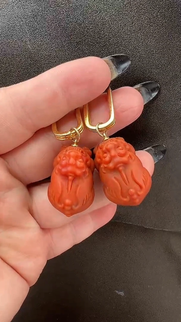 颈饰未镶嵌南红玛瑙耳环