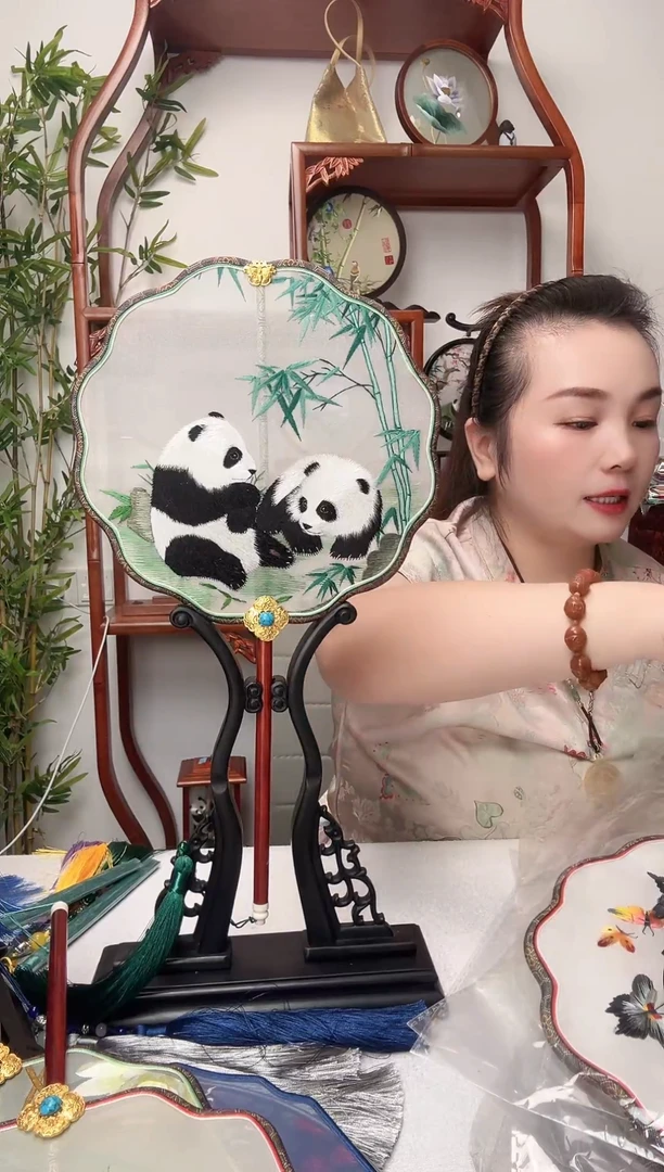 刺绣团扇双面非遗