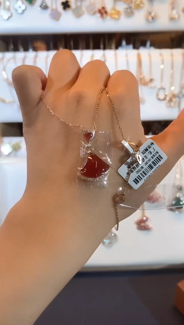 【闪购商品】钻石套链18K金镶嵌钻石K玫