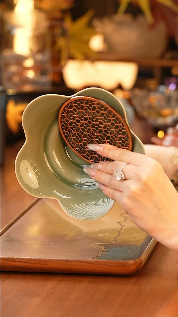 暗香疏影/青瓷花语壶承