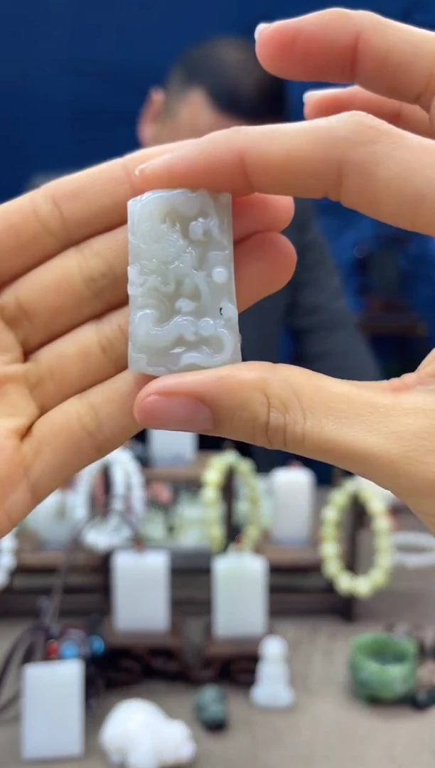 【闪购商品】和田玉颈饰未镶嵌1