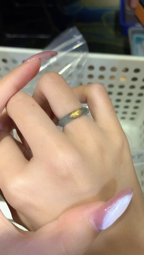 【闪购商品】翡翠戒指18K金镶嵌翡翠（圈口多样性发一）