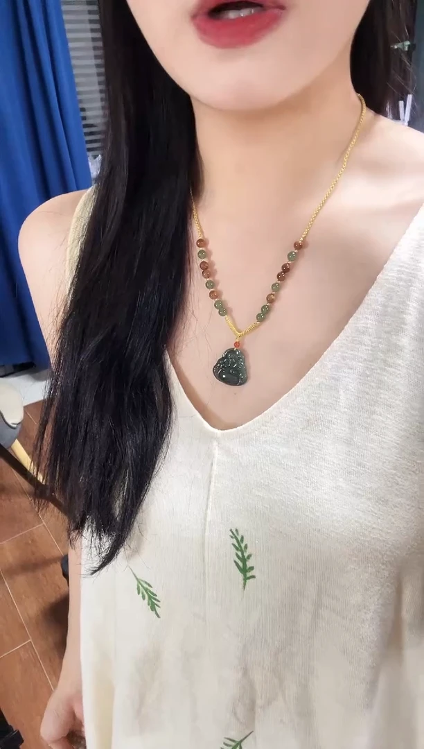 和田玉未镶嵌吊坠(赠链)佛公吊坠编绳