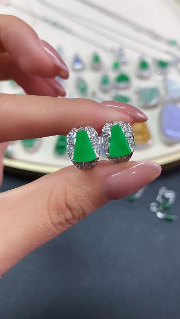 翡翠18K金镶嵌耳饰耳饰|9800+0