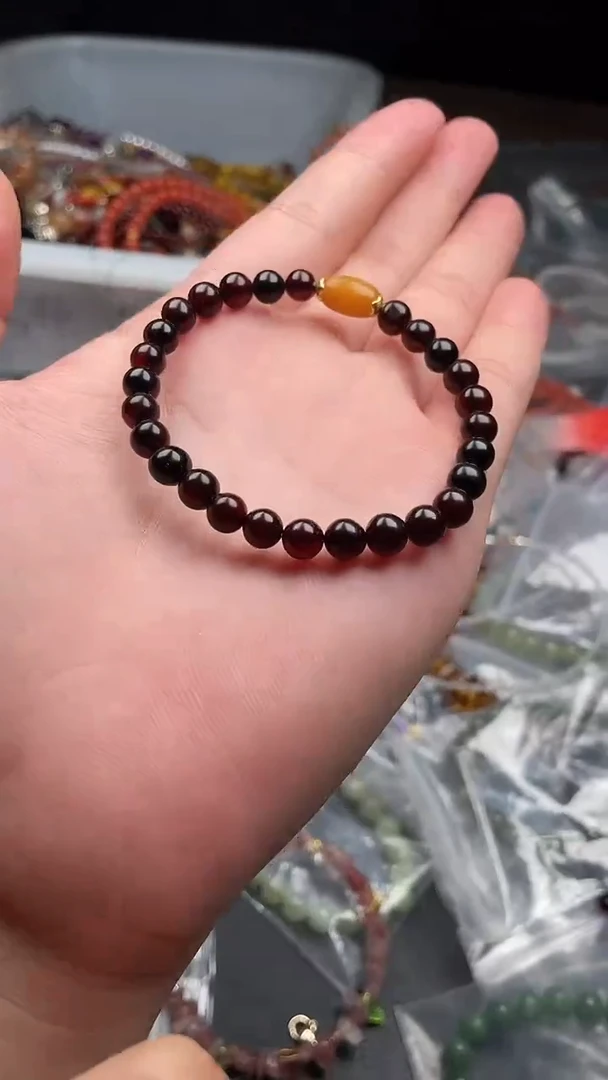 未镶嵌血珀手链多样性发货拍一发一