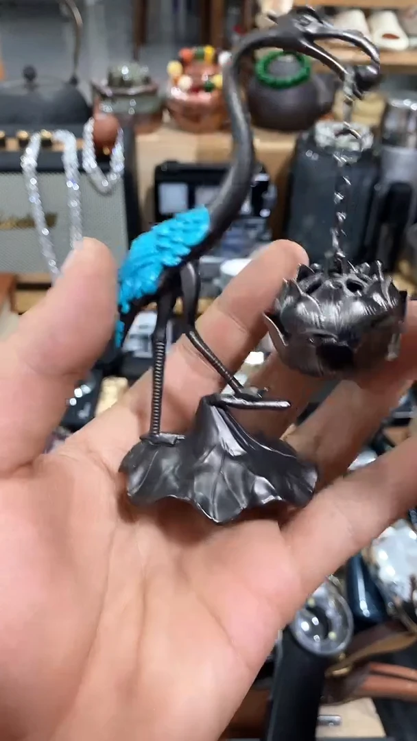 瓷片闪购商品  如图所示