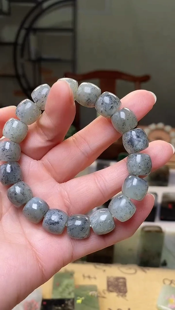 【闪购商品】和田玉挂件未镶嵌68