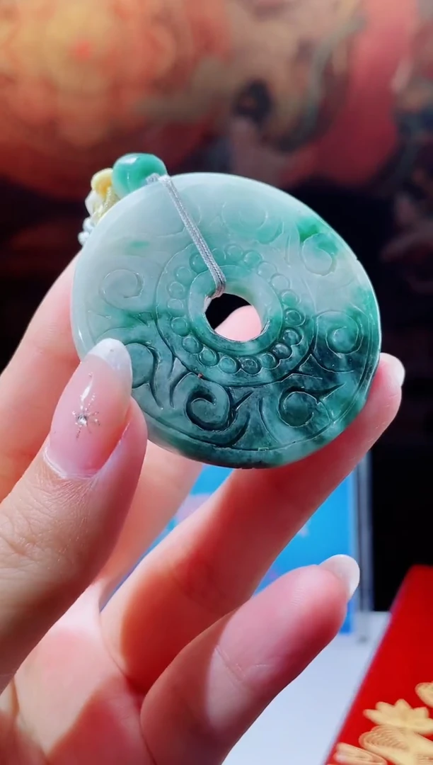 颈饰未镶嵌翡翠翡翠多样性发其一