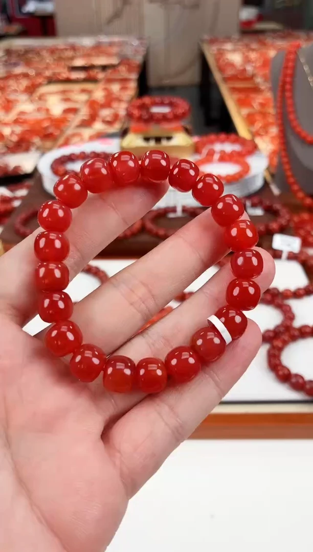 南红玛瑙保山老型手串10+未镶嵌一个/条