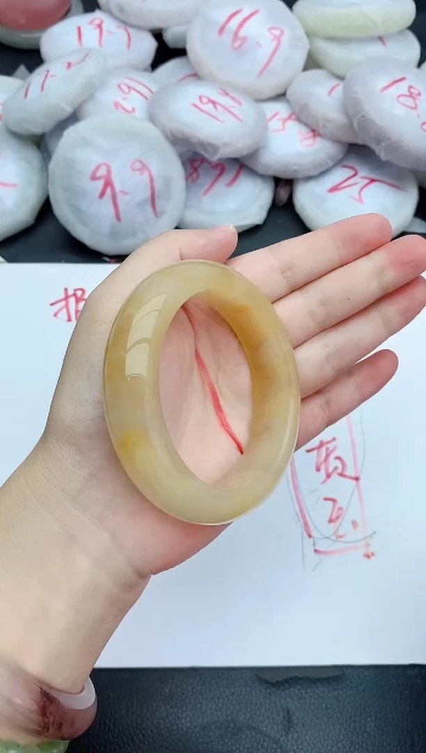 石英质玉手镯未镶嵌117+58/59