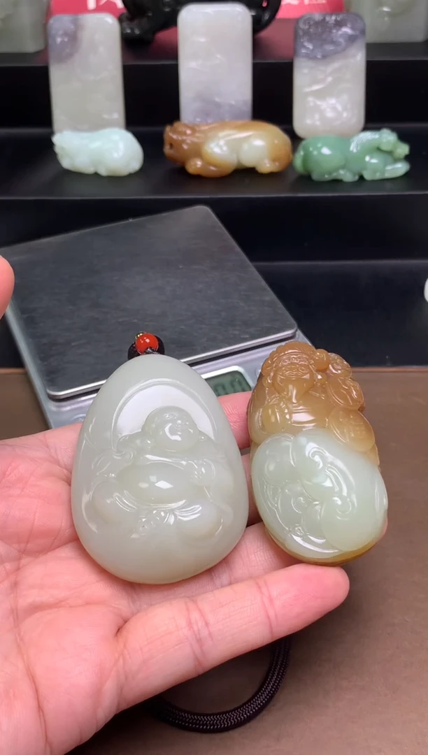 颈饰未镶嵌和田玉虎*帅33