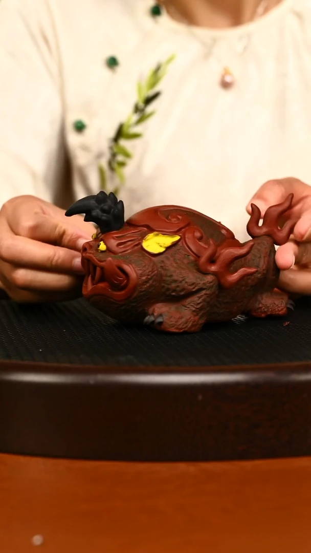 茶壶紫砂宜兴紫钩财金蟾