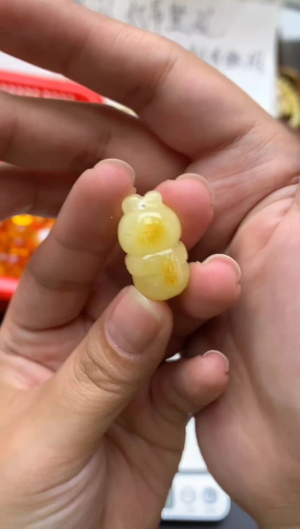 【闪购商品】蜜蜡珠宝奇石未镶嵌046琥珀蜜蜡 微瑕 花粉
